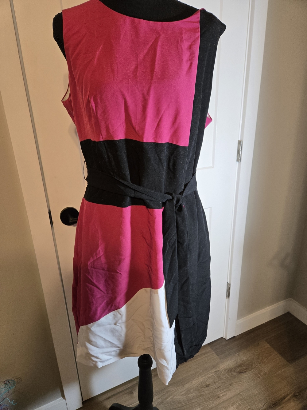 Worthington Colorblock Sleeveless Sheath Dress Pink Black White 12